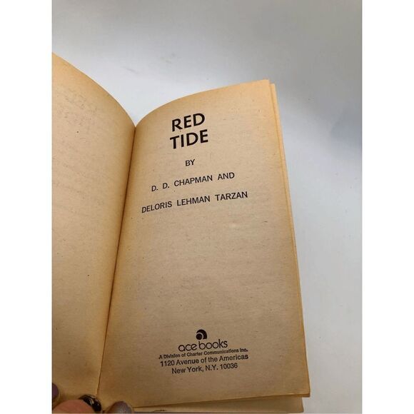 VNT SCI FI Red Tide by Chapman and Tarzan 1975 soft cover BOOK - Picture 9 of 15